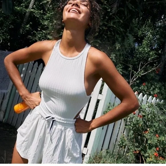 NWOT FP Movement Blissed Out Romper. Size Large - Picture 3 of 7